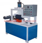 兩輥小(xiao)型液壓自動卷(juàn)邊機